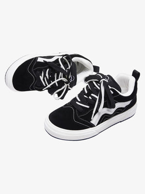 Klobige Skate Schuhe – Schwarz, Paar, schräge Draufsicht | XoKool