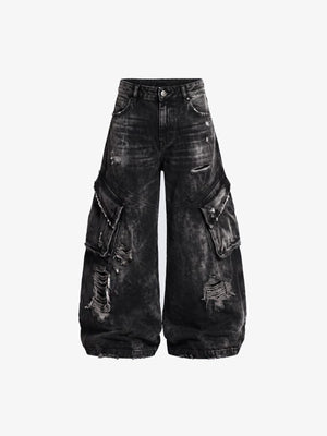 Schwarze Baggy Cargo Jeans mit Acid-Wash-Rissen – Vorderseite flach | XoKool