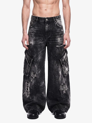 Schwarze Cargo Jeans – am Model, Vorderseite | XoKool