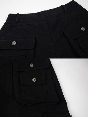Baggy cargo pants – Black, back pocket close-up | XoKool