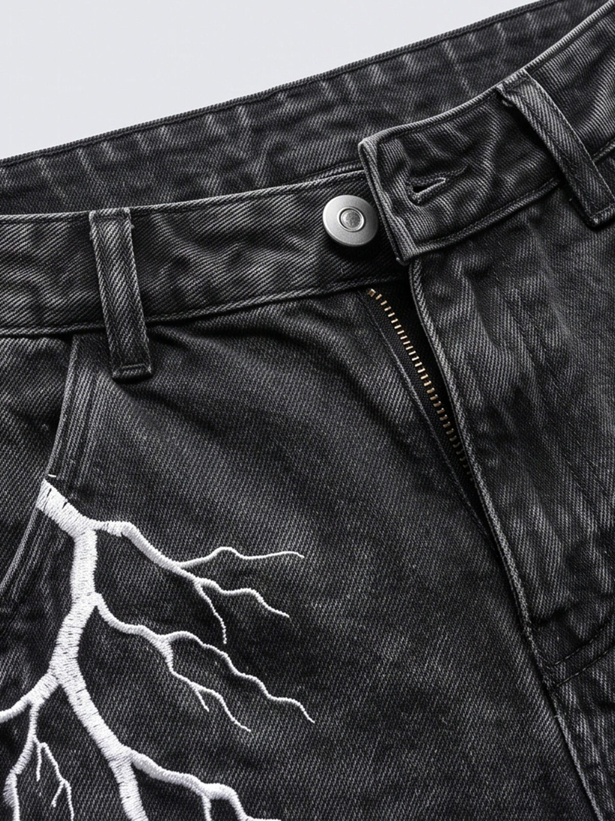 Lightning Baggy Jeans – Hosenschlitz und Bund Nahaufnahme | XoKool
