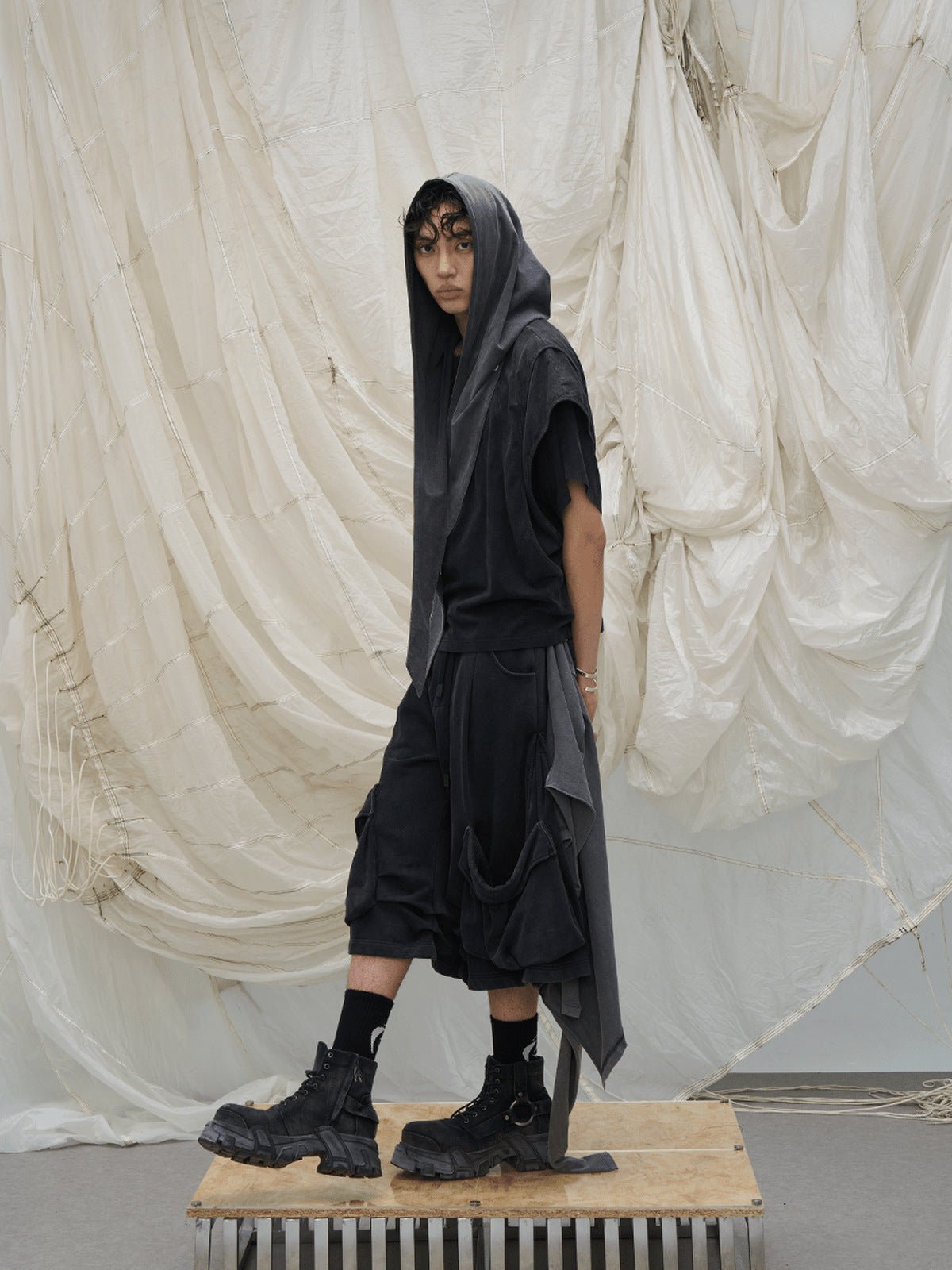 Cargo Shorts – am Model, seitlich | XoKool