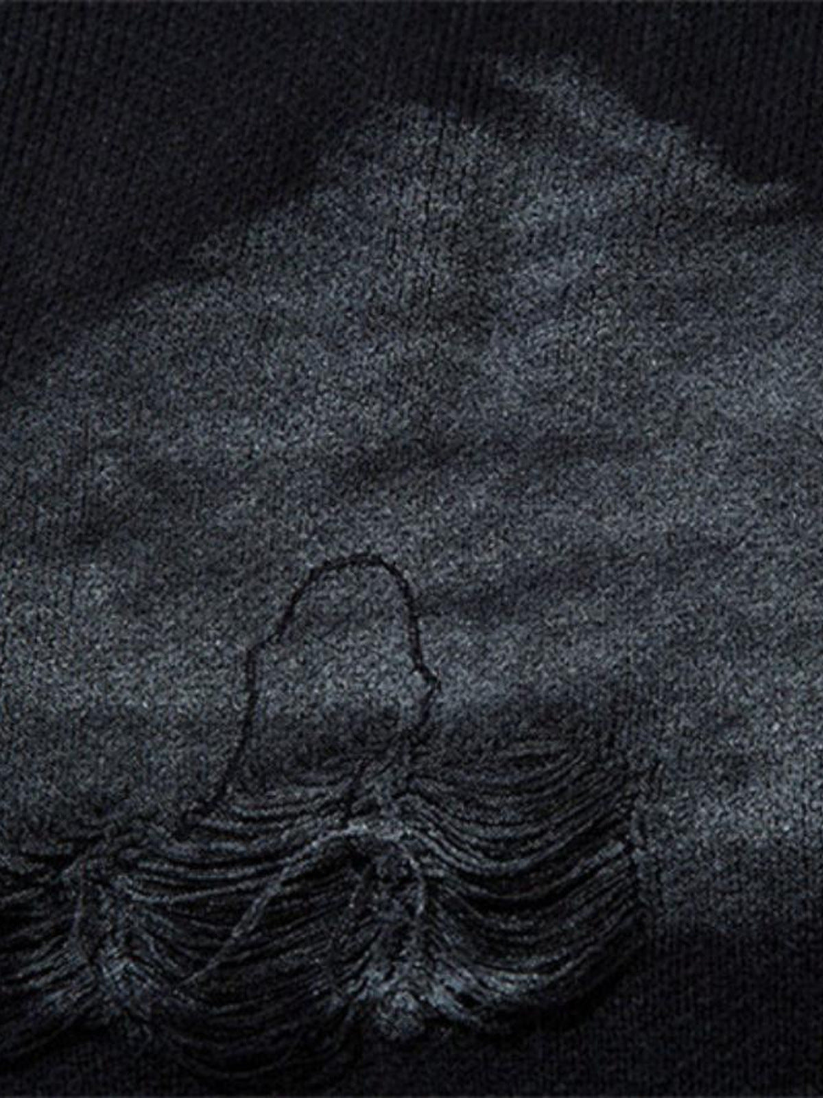 Chain Pullover – Nahaufnahme von Spray Wash und Riss | XoKool