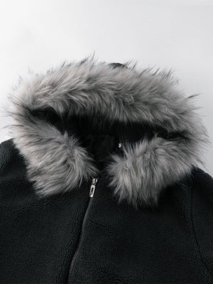 Fleece hooded jacket – fur hood trim close-up | XoKool