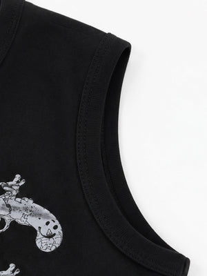 Graphic Tank Top – armhole close-up | XoKool