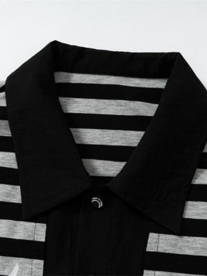 Gestreiftes Grunge Poloshirt – Kragen Nahaufnahme | XoKool