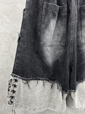 Zweifarbige lange Jorts – Nahaufnahme von Gesäßtasche und Saum | XoKool