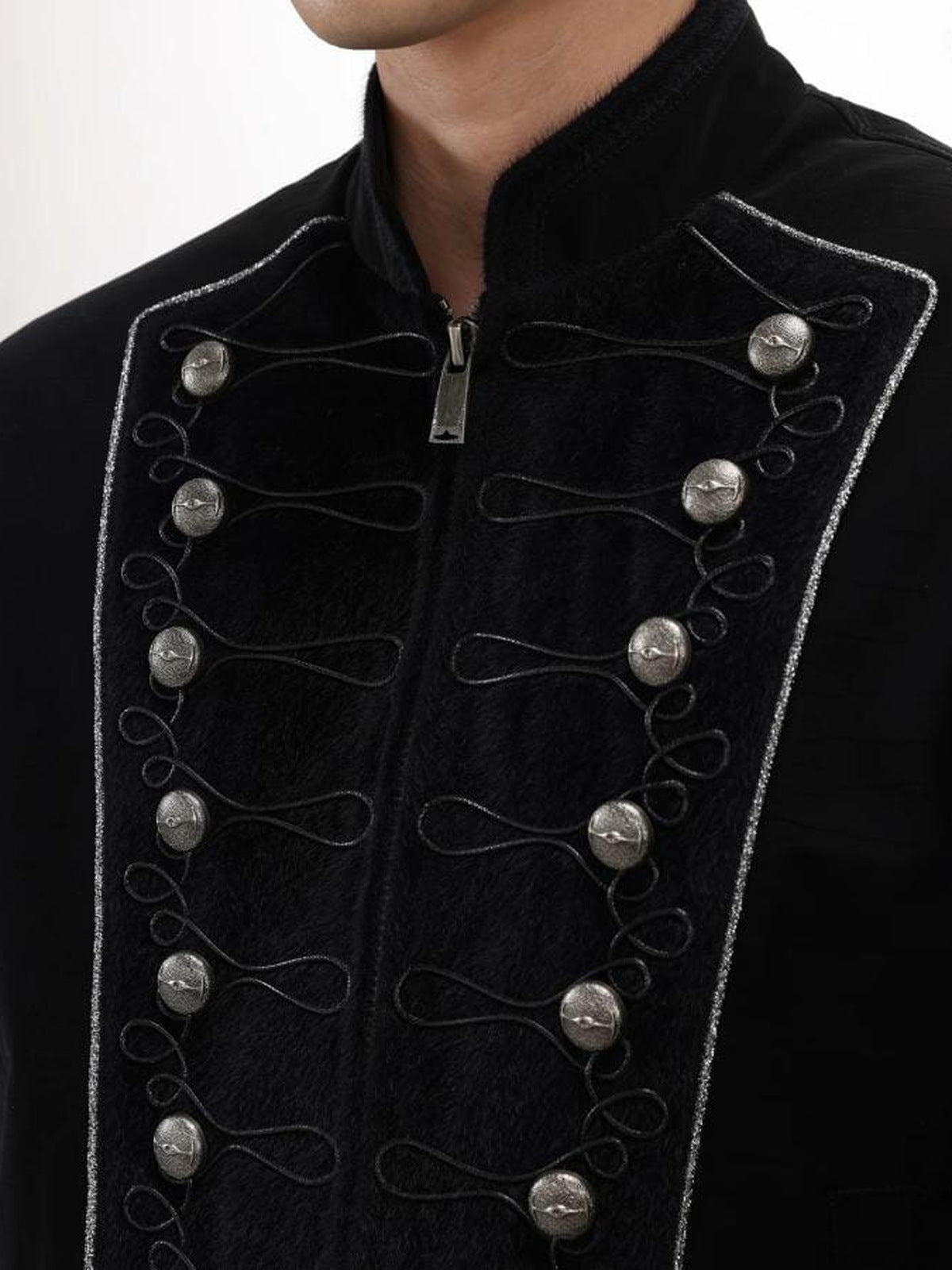 Hussar jacket – braided front close-up | XoKool