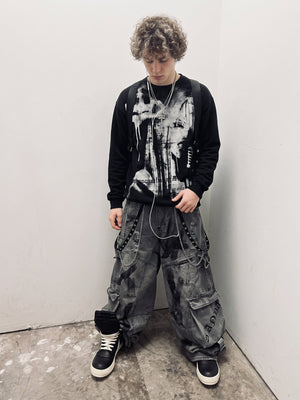 Paint drip long sleeve shirt – on model, indoor | XoKool