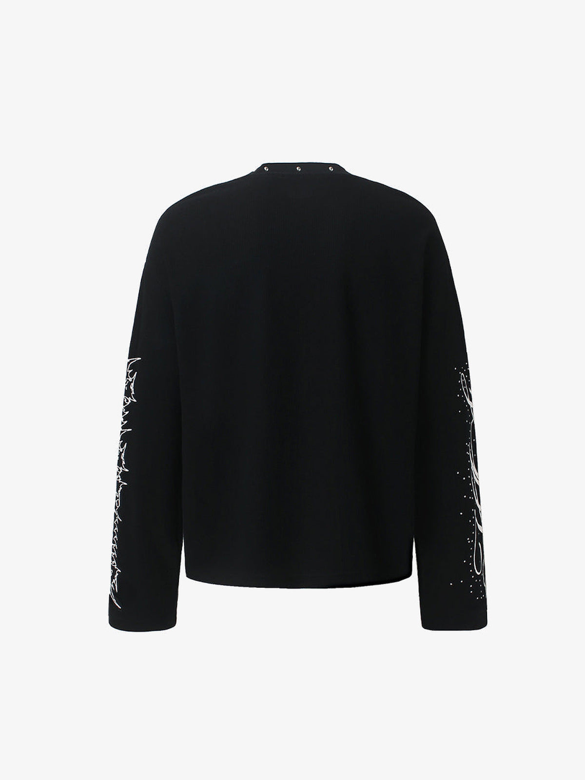 Schwarzes Longsleeve mit Nieten und Portrait-Print – Rückseite flach | XoKool