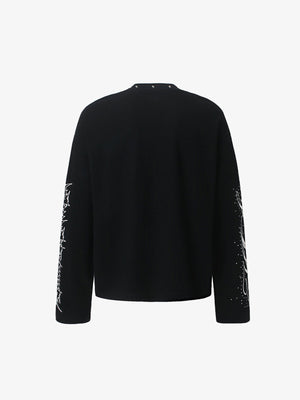 Schwarzes Longsleeve mit Nieten und Portrait-Print – Rückseite flach | XoKool