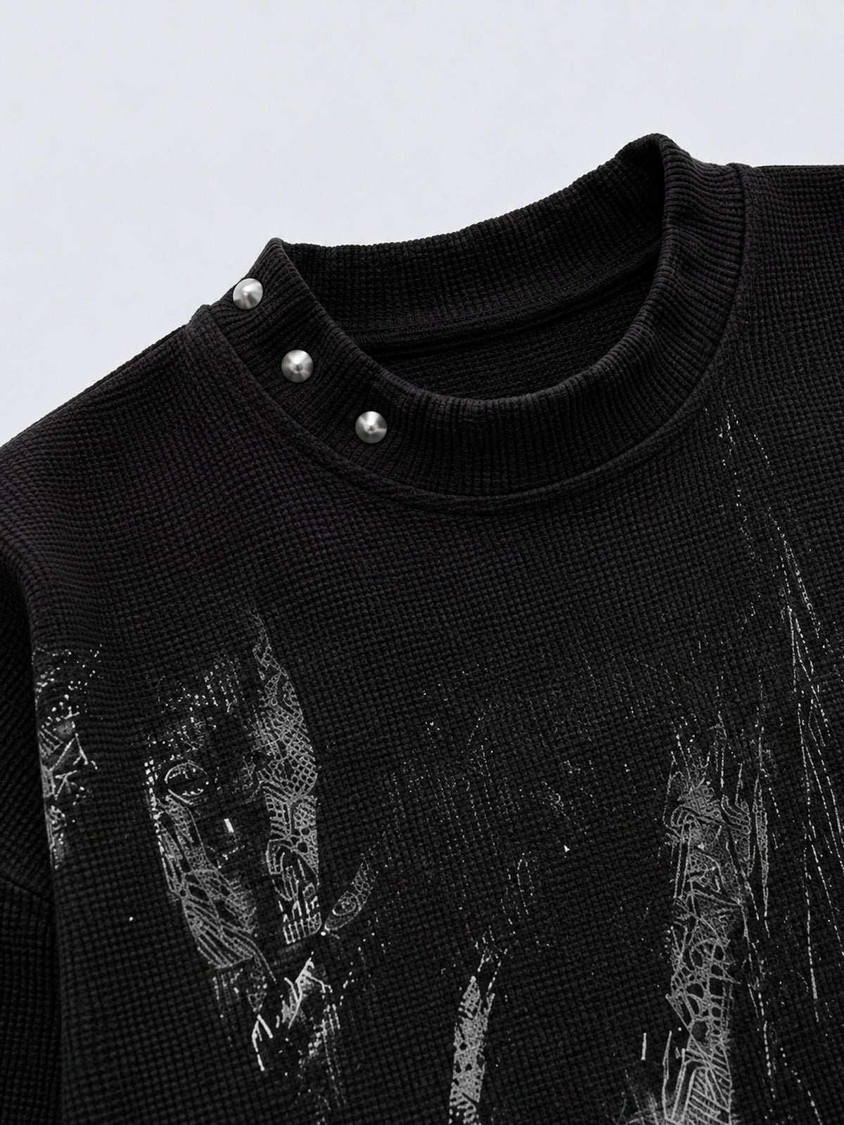 Waffle mock neck top – neck studs and front print close-up | XoKool