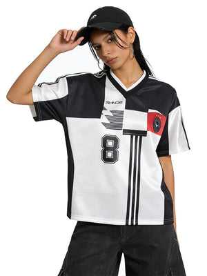 Camiseta de fútbol retro – en modelo (mujer), frente | XoKool