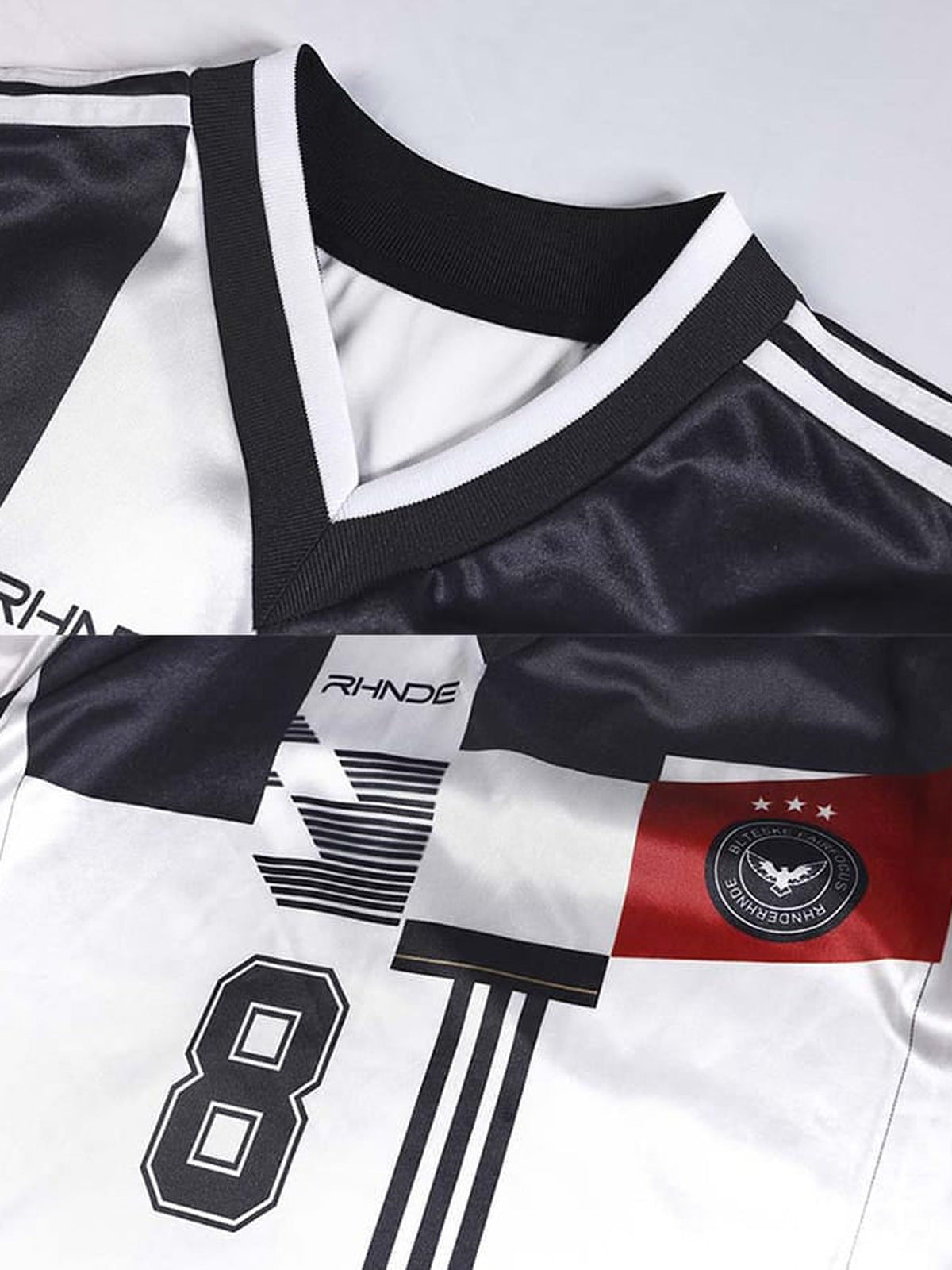 Camiseta de fútbol retro – detalle del cuello en V y el escudo | XoKool