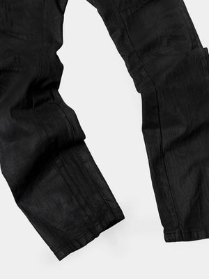 Schwarze Wide Leg Jeans – Patch am Unterschenkel im Detail | XoKool