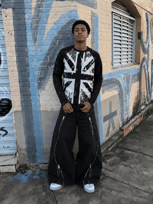 Schwarze Wide Leg Jeans mit Reißverschlüssen und ausgefransten Nähten – Streetfoto, Ganzkörper | XoKool