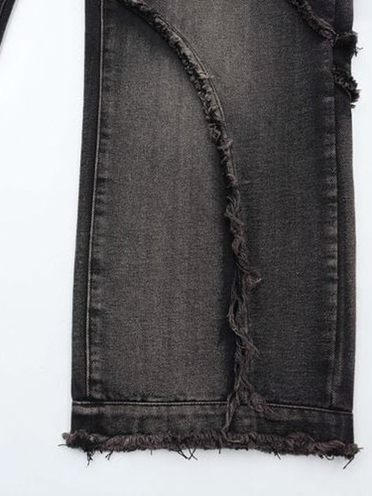 Frayed Wide Leg Jeans – hem close-up | XoKool