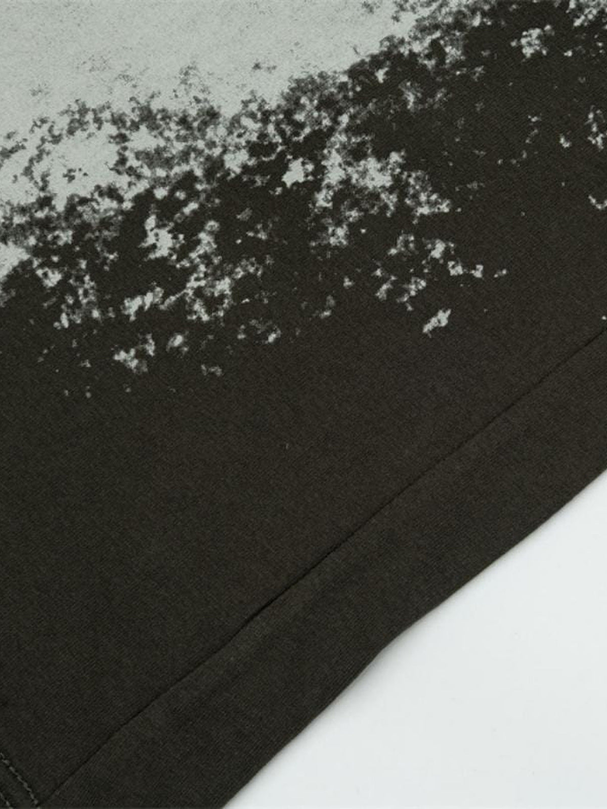 Camo sleeve raglan tee – Hem detail | XoKool