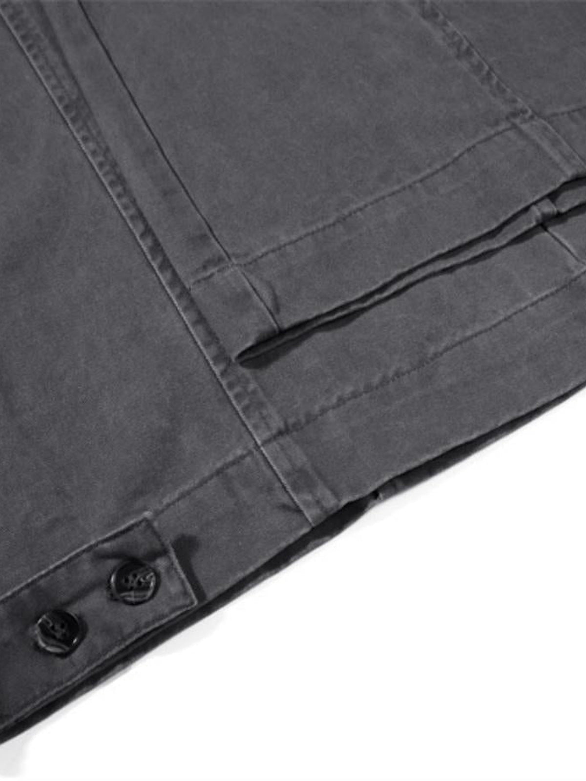 Anthrazitgraue Cargohose mit Rippbund – Nahaufnahme der Knopflasche am Saum | XoKool