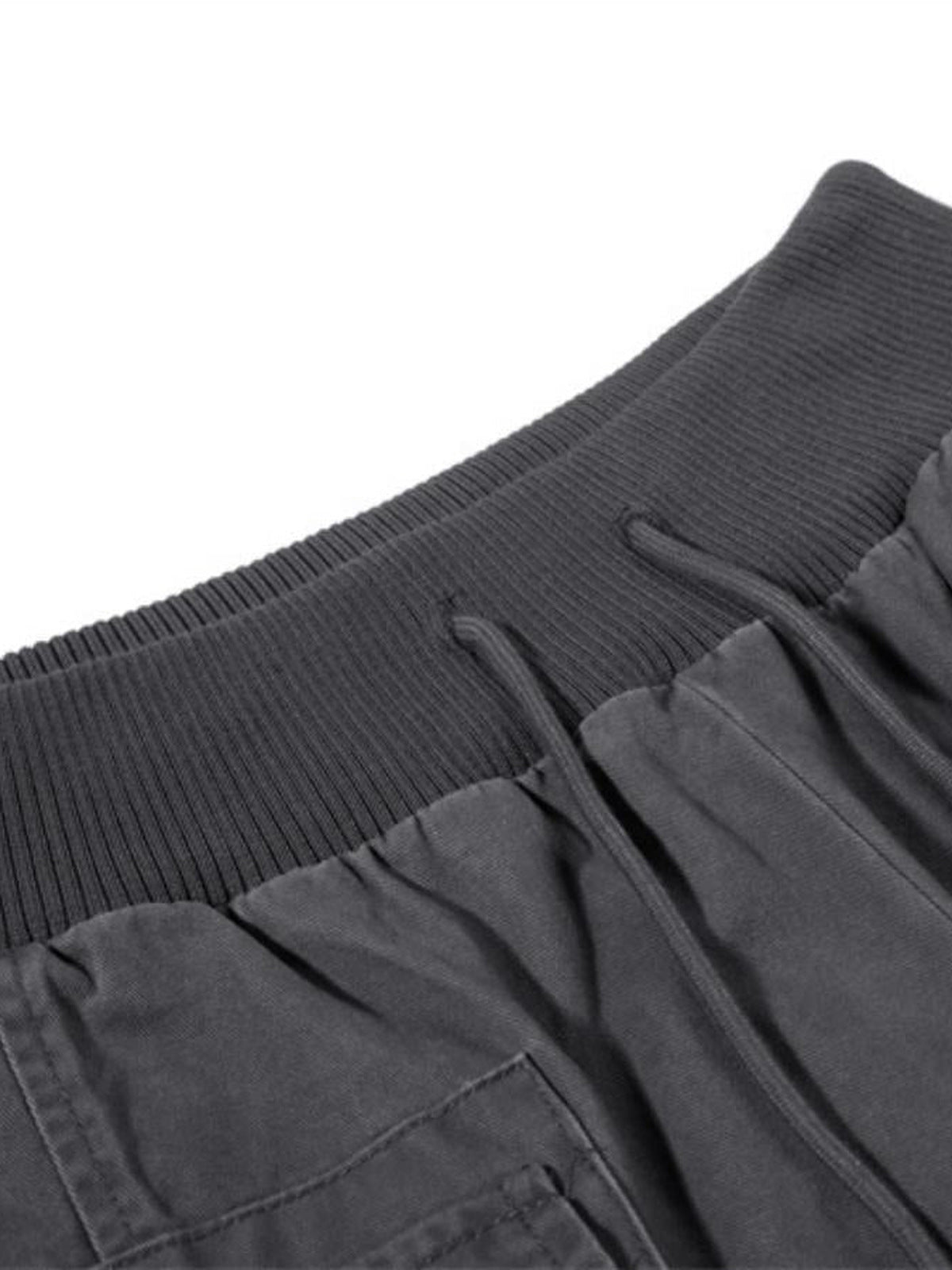 Graue Cargohose – Nahaufnahme des Rippbunds | XoKool