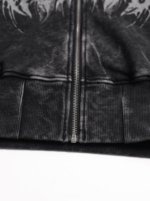 Hoodie corto con cierre y acid wash – detalle del dobladillo y el cierre | XoKool