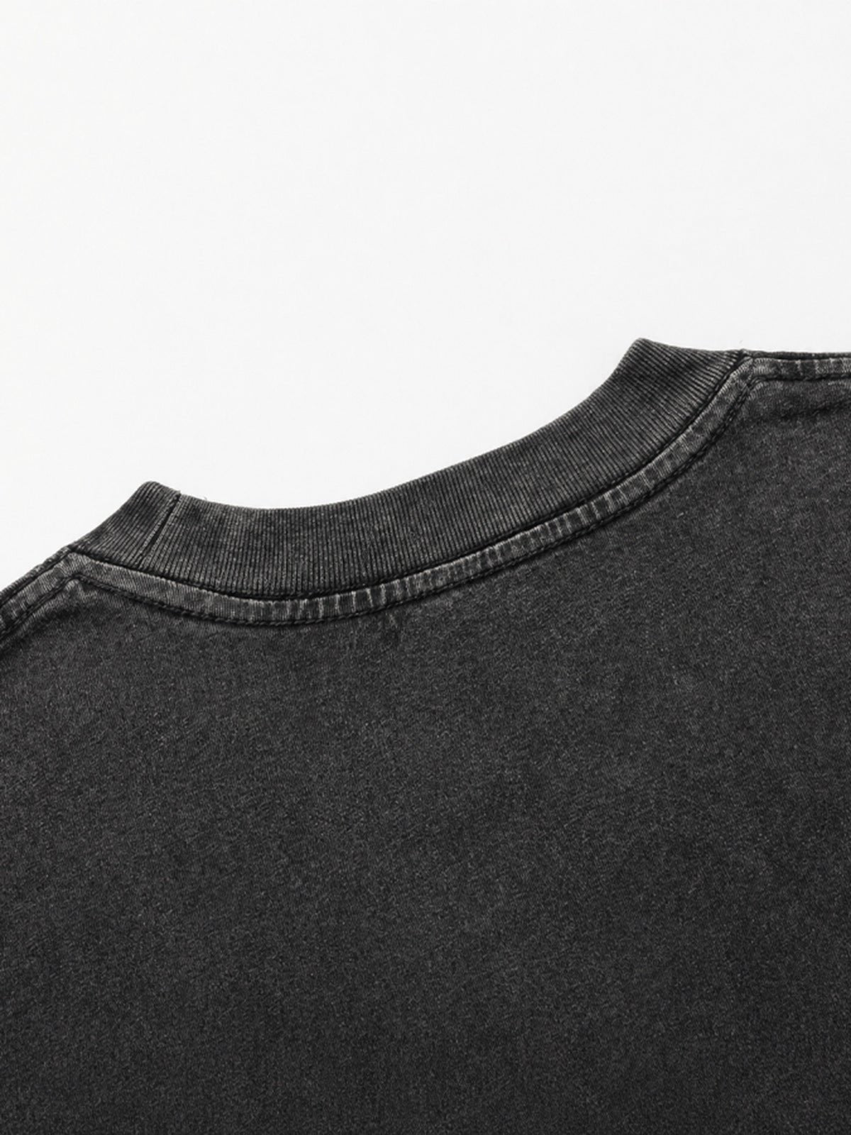 Cropped Boxy T-Shirt – Nahaufnahme Kragen | XoKool