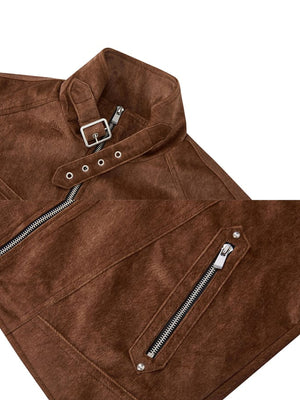Kunstwildleder-Bikerjacke – Braun, Nahaufnahme Kragenschnalle und Tasche | XoKool