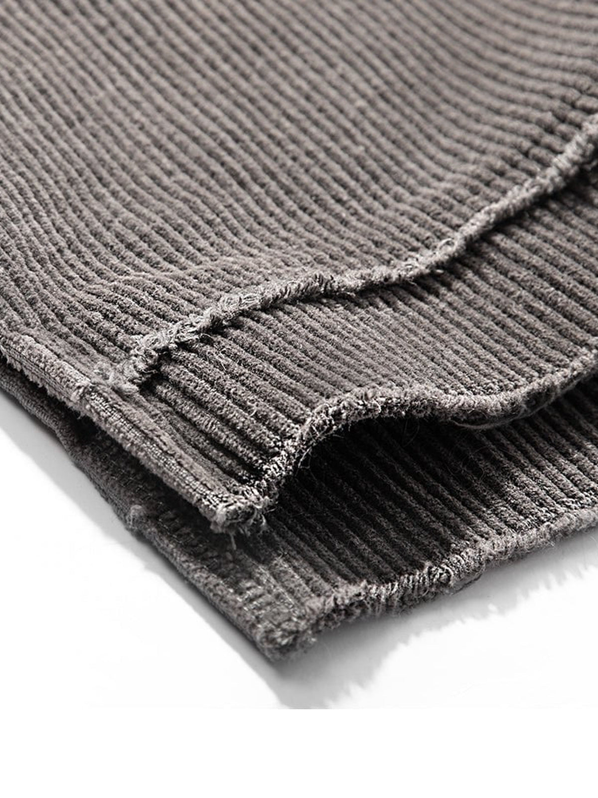 Cropped sweatshirt – hem close-up | XoKool