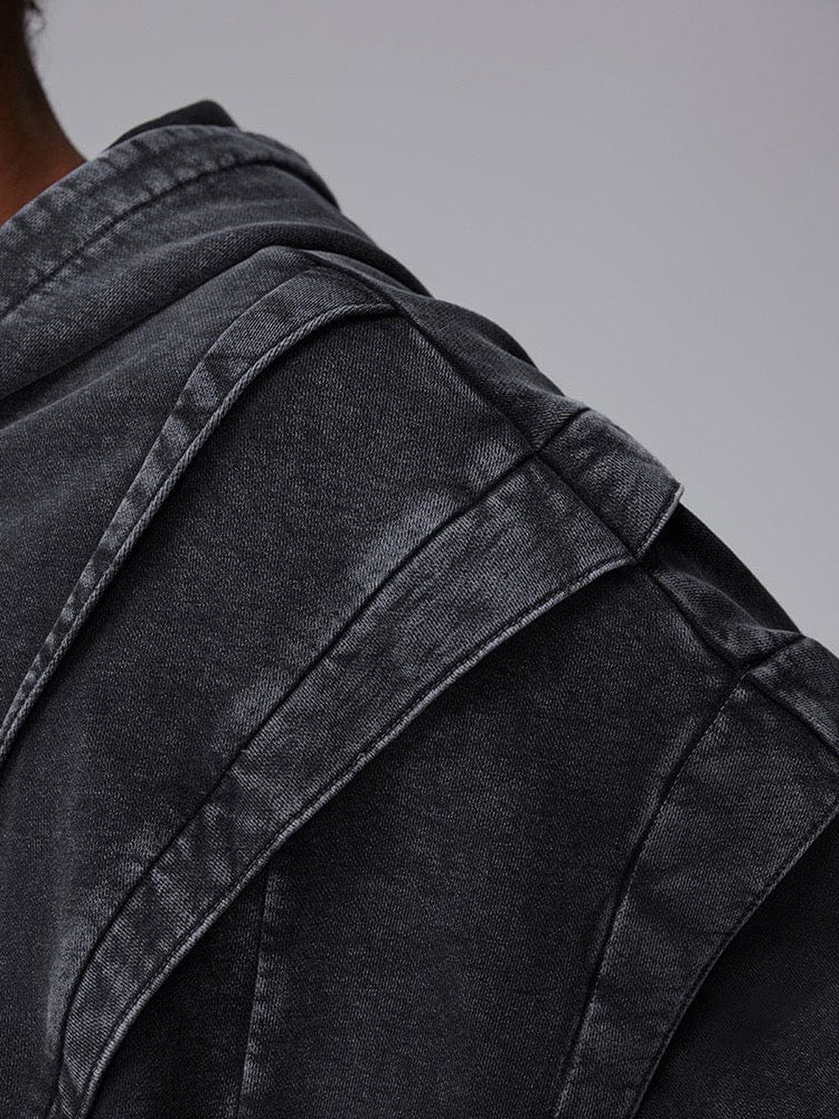 Washed Zip Hoodie Set – Nahaufnahme der Nähte am Schulterpaneel | XoKool