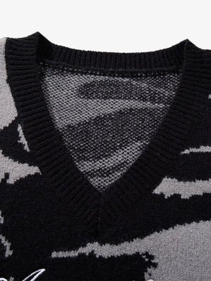 High Street Dark Skull Frayed-edge V-neck Sweater Vest - thumbnail 4