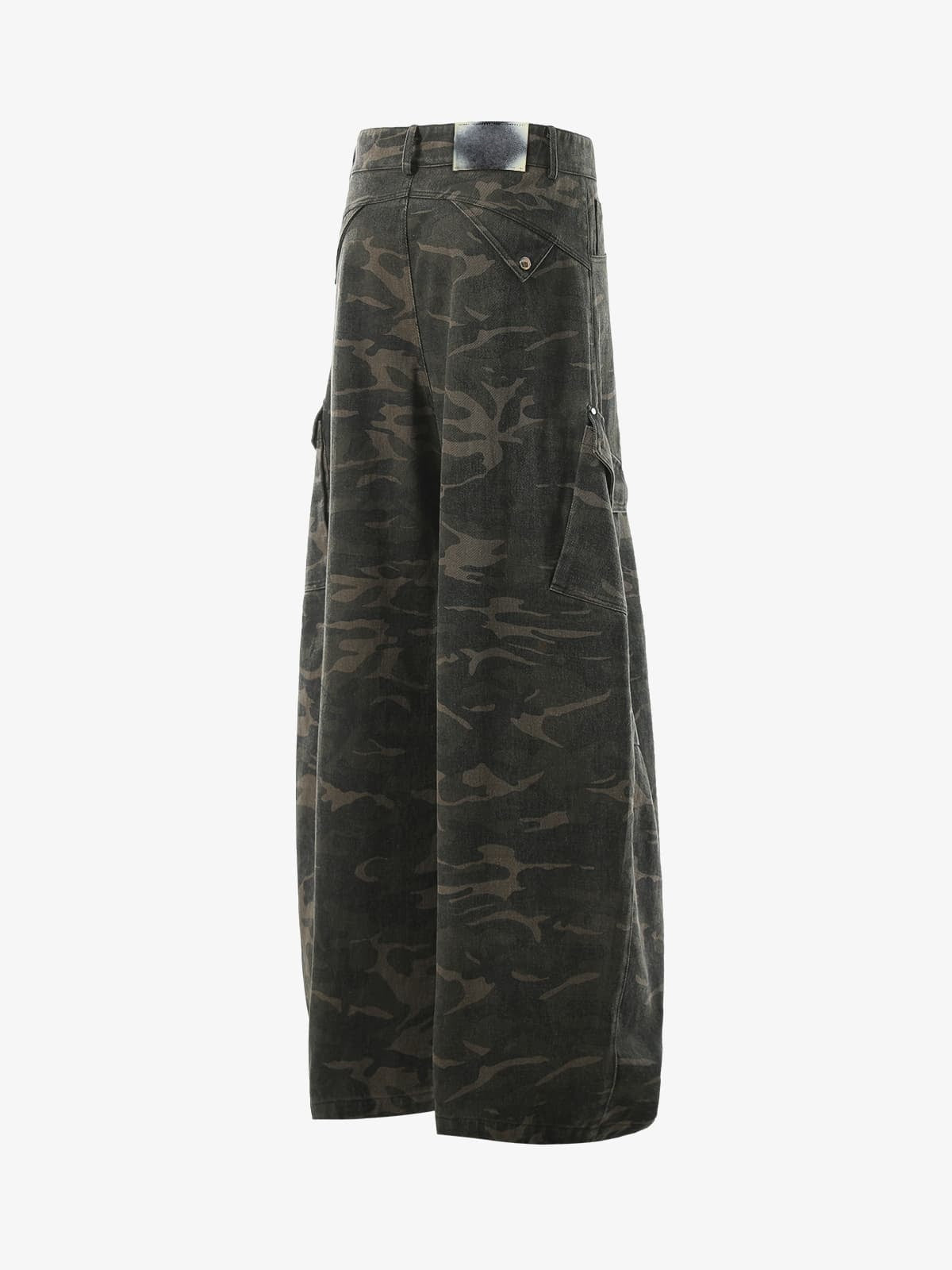 Dark Camo Barrel Cargo Pants – side view | XoKool