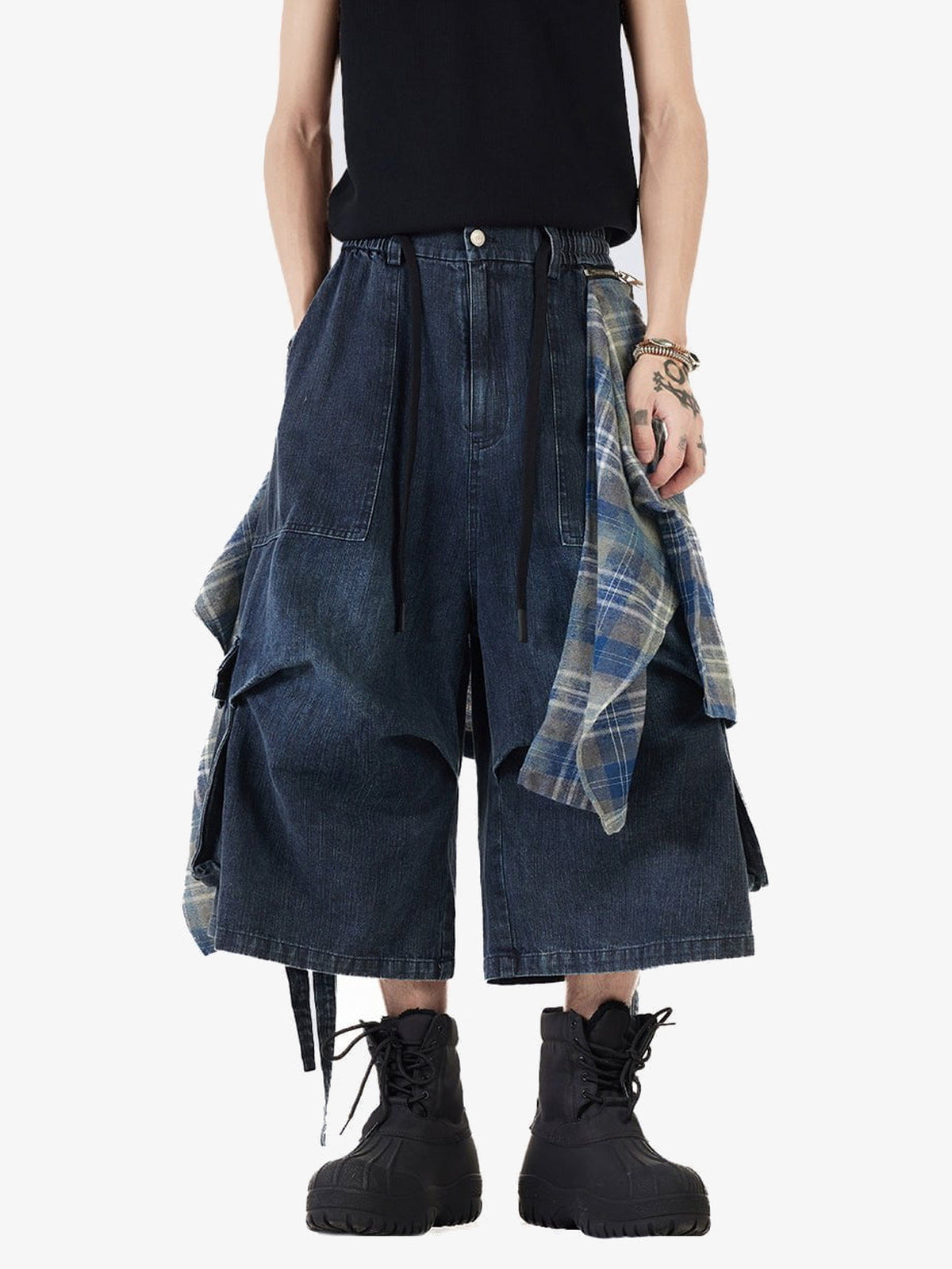 Cargo Jeansshorts – am Model, Vorderansicht | XoKool