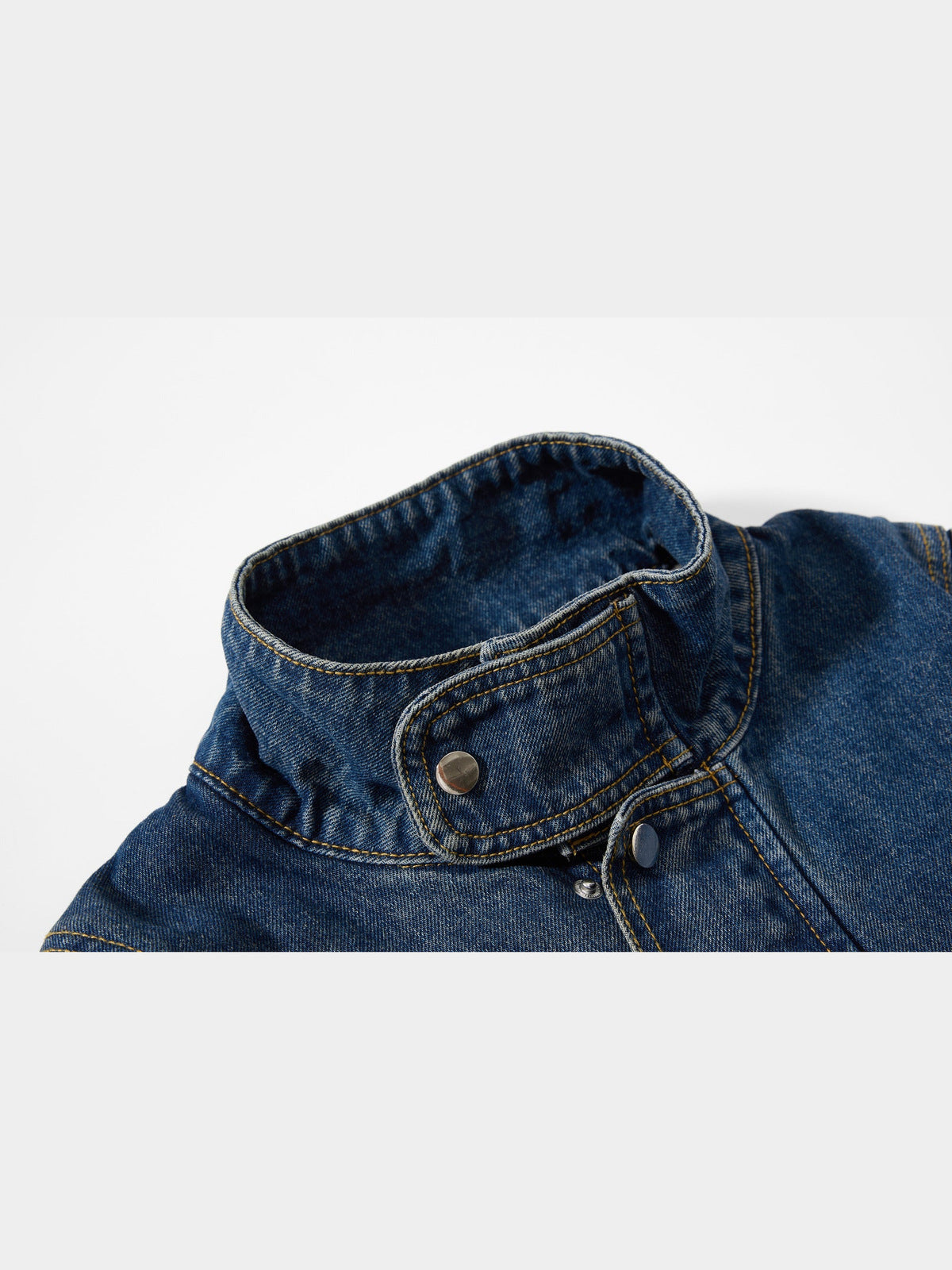 Jeans-Bomberjacke – Stehkragen Nahaufnahme | XoKool