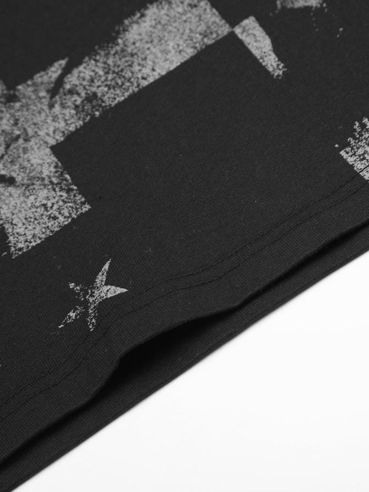 Flag long sleeve tee – cross and star print close-up | XoKool