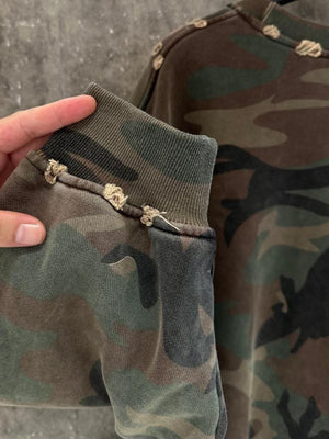 Camo Sweatshirt – Detailansicht Löcher am Bündchen | XoKool