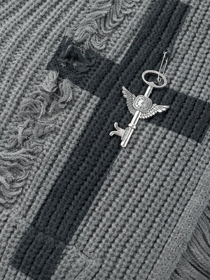 Distressed Strickjacke aus Grobstrick mit offener Front – Kreuz-Intarsie mit geflügeltem Schlüsselanhänger | XoKool
