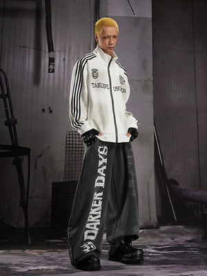 Barrel Jogginghose – am Model mit Trainingsjacke, vorne | XoKool