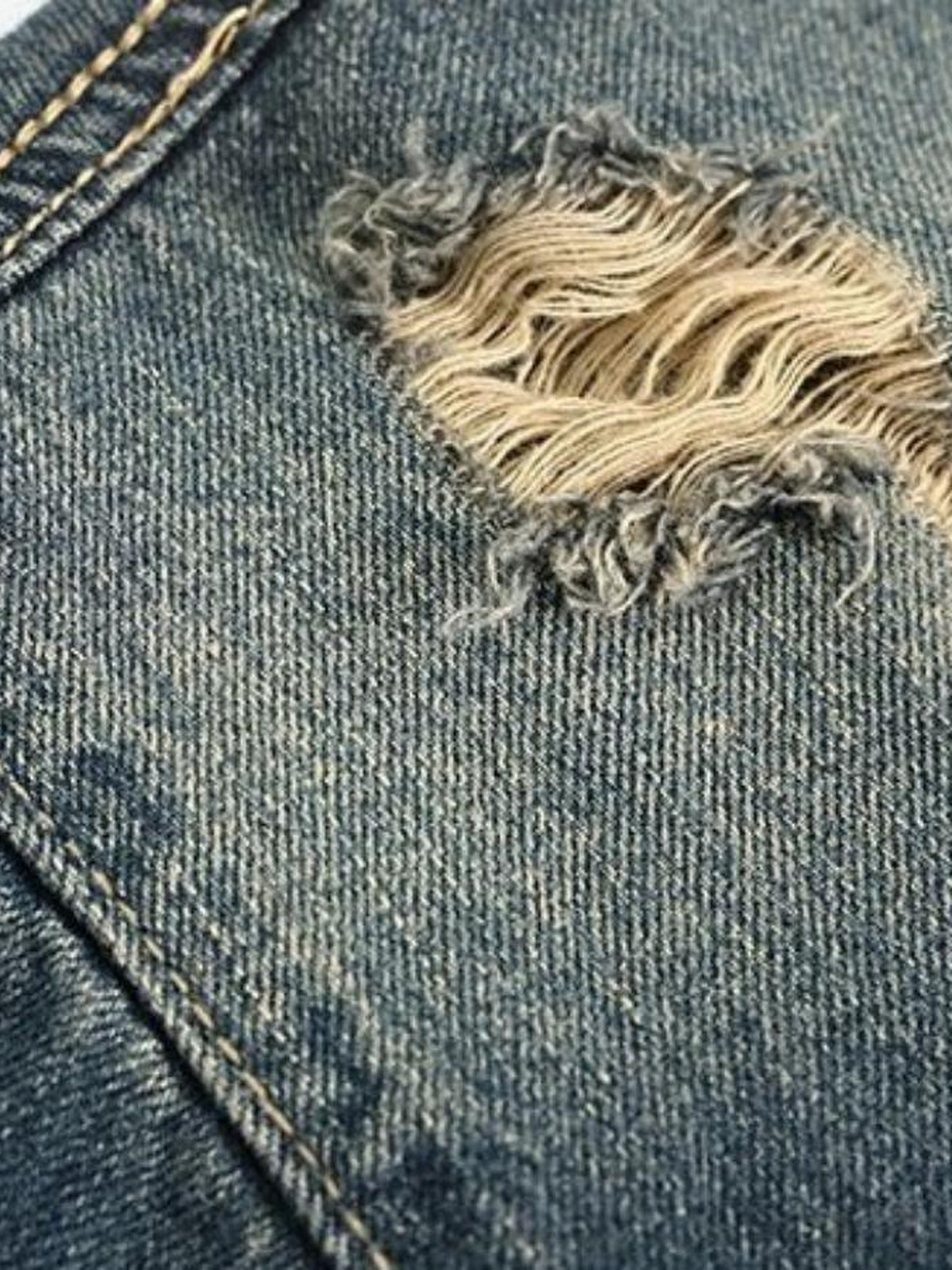 Distressed Short Sleeve Denim Shirt with Snaps – ripped hole close-up | XoKool