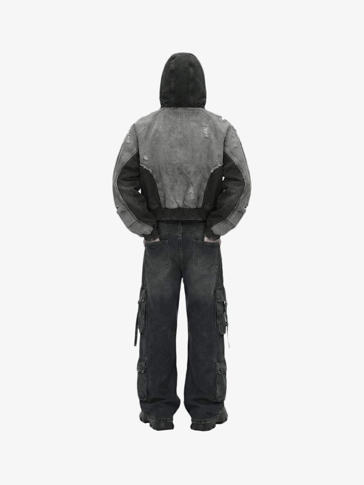 Distressed Kapuzenjacke – am Model, Rückansicht, Kapuze auf | XoKool