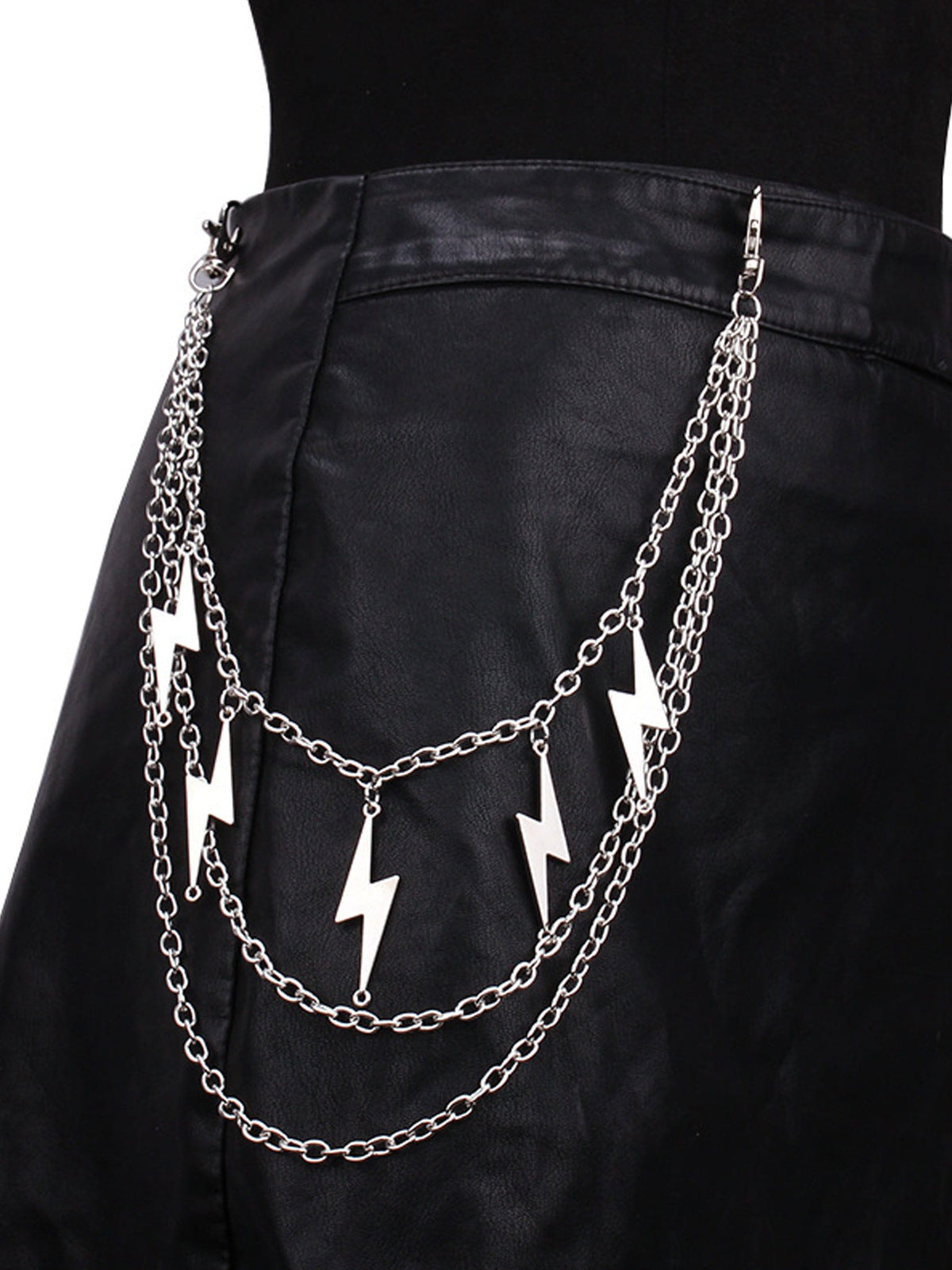 Doppellagige Blitz-Hosenkette – am Model (schwarze Hose), 3-strängige Version | XoKool