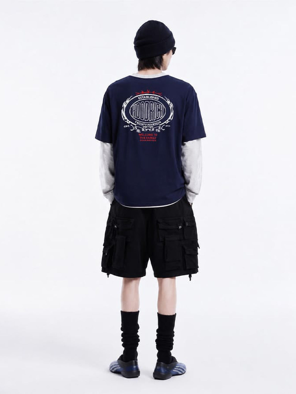 Layered Ringer Longsleeve – Navy, am Model von hinten | XoKool