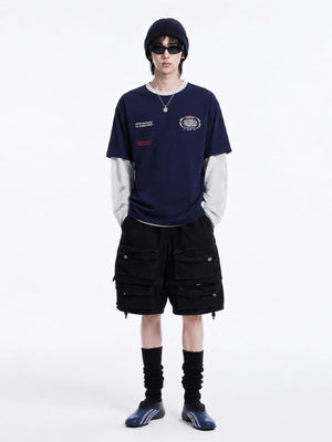 Layered Ringer Longsleeve – Navy, am Model von vorne im Ganzkörperbild | XoKool