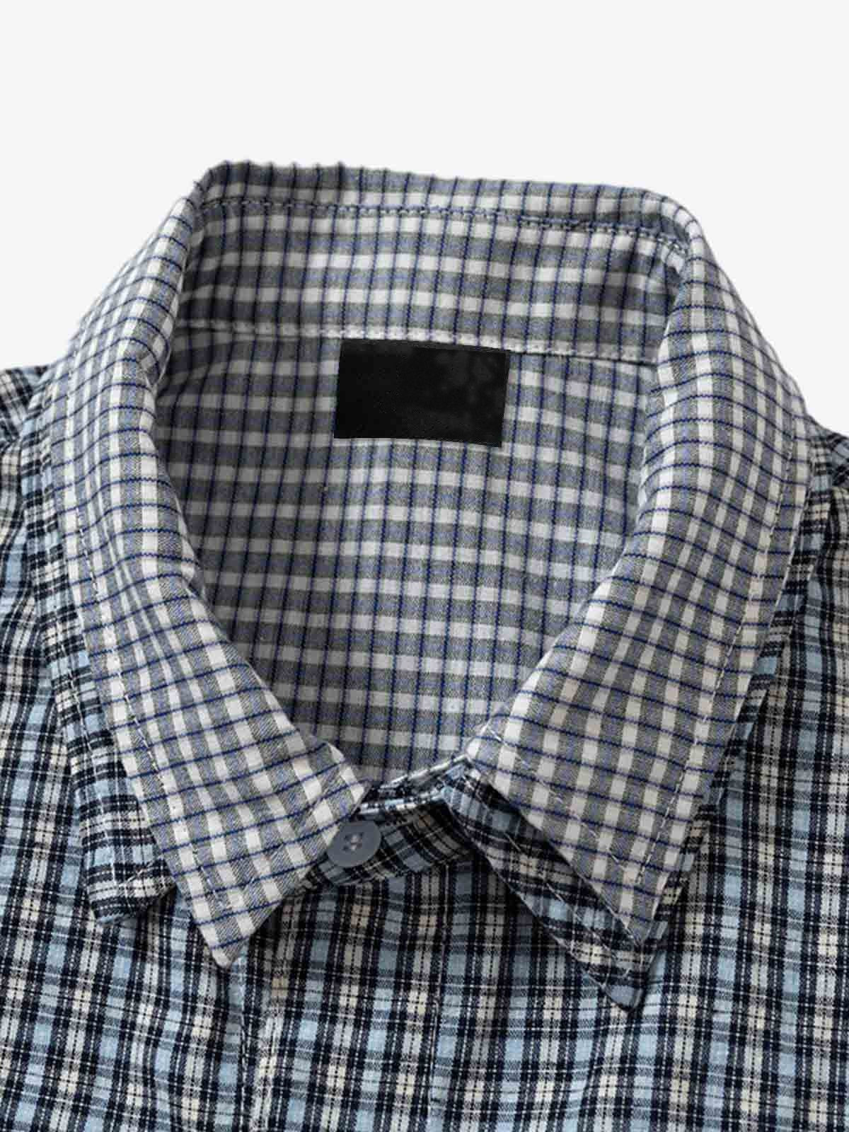 Gingham-Hemd im Layer-Look – Nahaufnahme von Kragen und Nackenetikett | XoKool