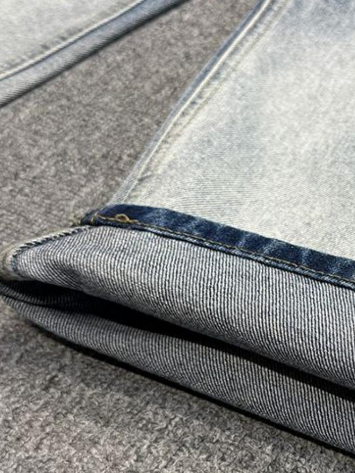 Faded Barrel Jeans – Faded Blau, umgeschlagener Saum mit Innenseite | XoKool