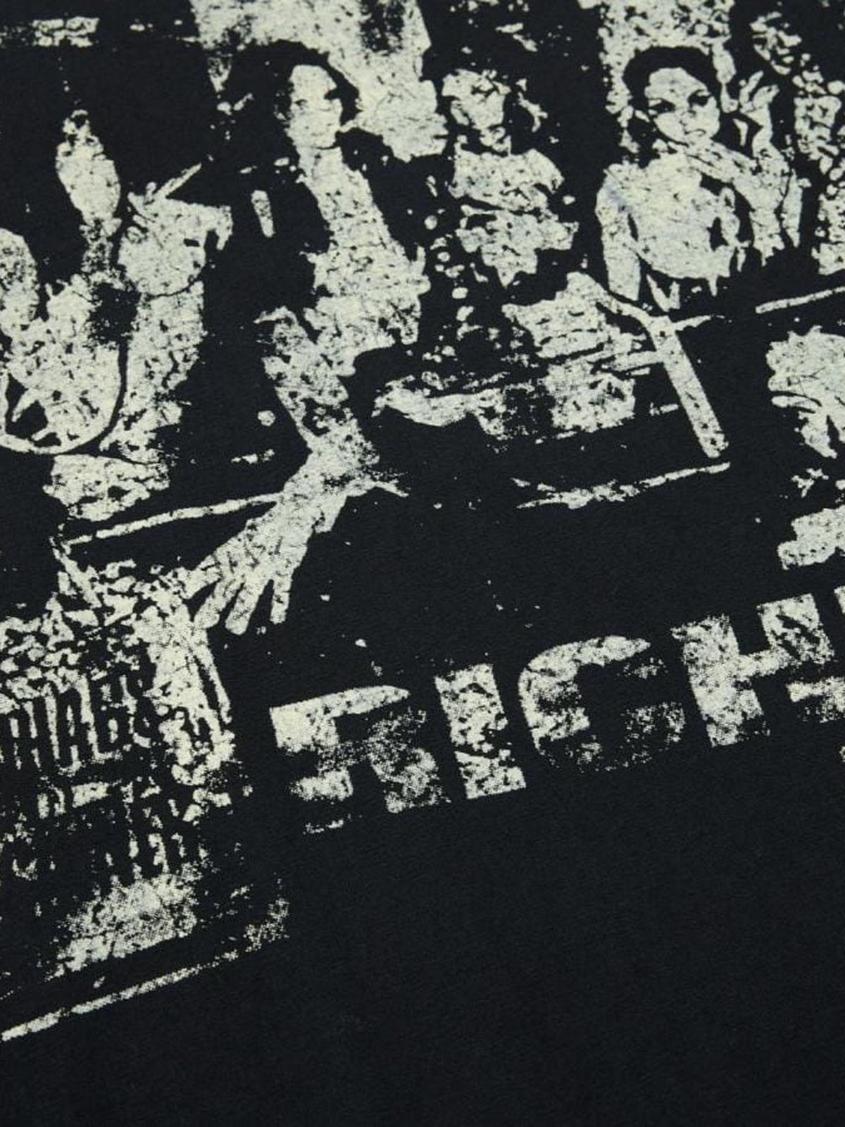 Camo sleeve layered tee – photo print close-up | XoKool