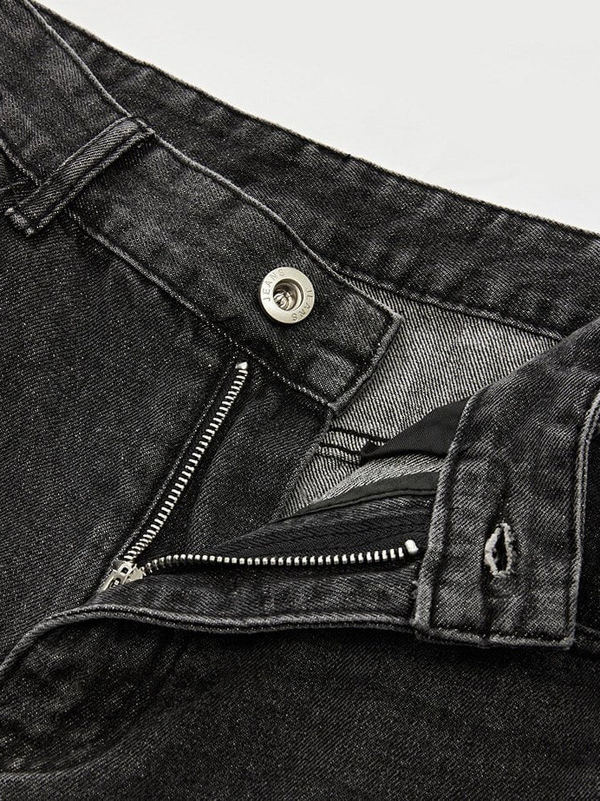 Faded Black Baggy Jeans – zip fly close-up | XoKool