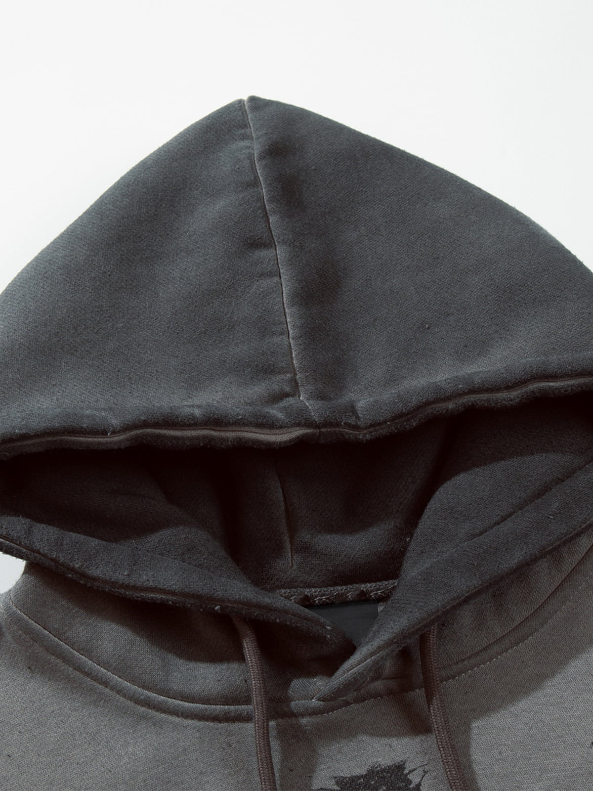 Skeleton hoodie – Faded Grey, hood and inner neck close-up | XoKool