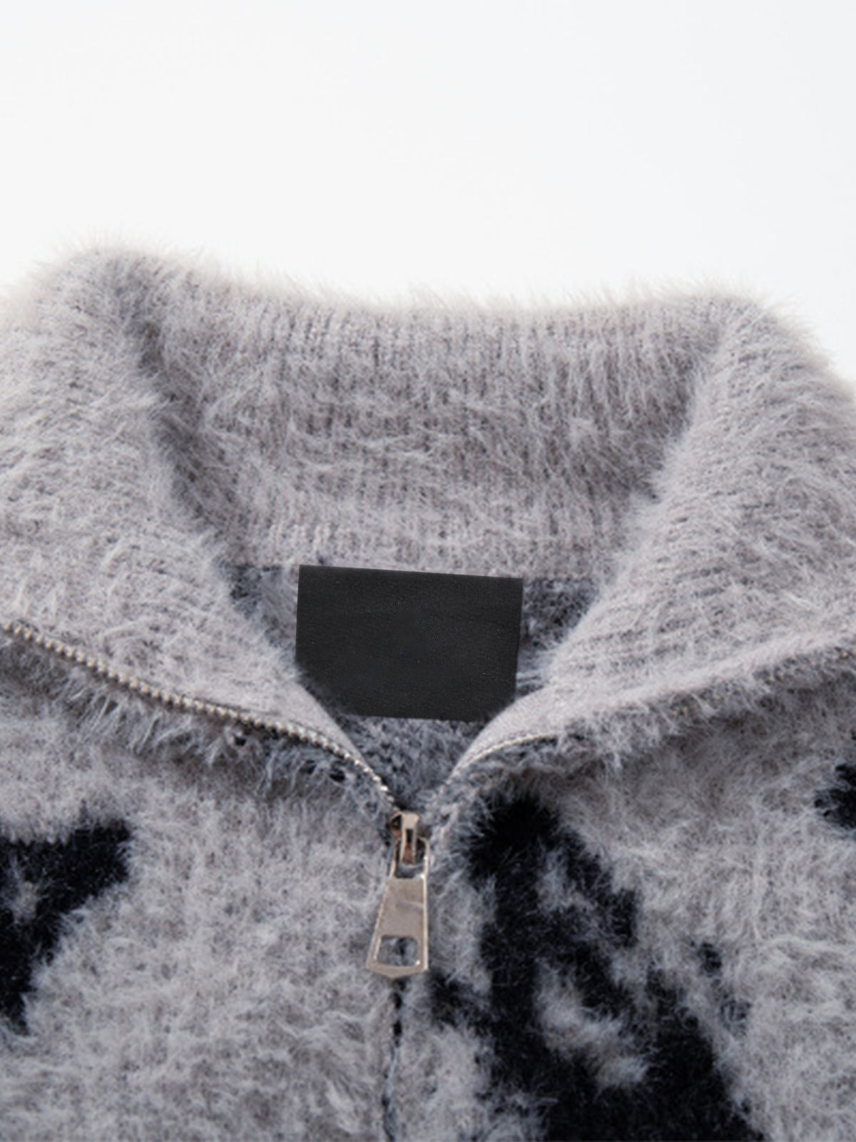 Butterfly zip cardigan – Grey, open collar close-up | XoKool