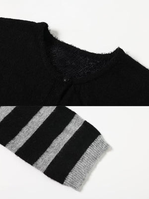 Striped star cardigan – neckline and cuff close-up | XoKool