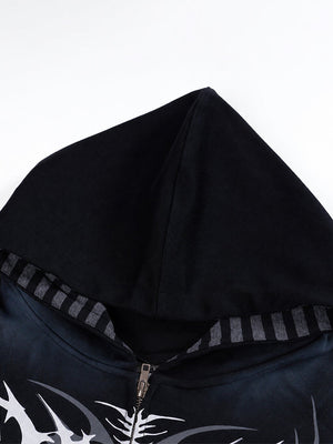 Gothic Zip Hoodie – Kapuze und gestreiftes Futter im Detail | XoKool